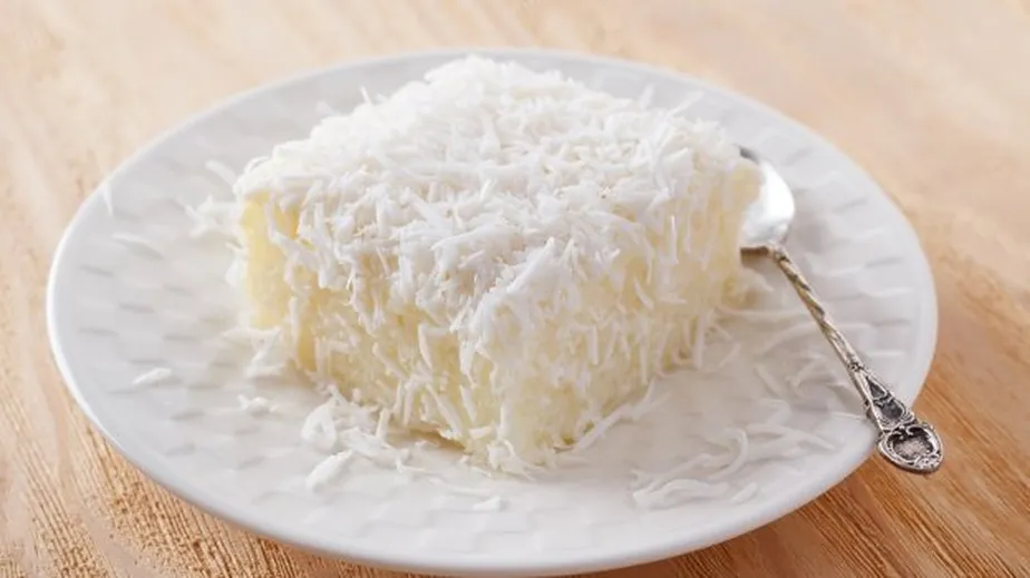 Torta Gelada de Coco