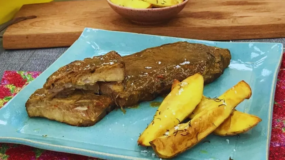 Costela Suína Glaceada com Mel, Gengibre e Laranja